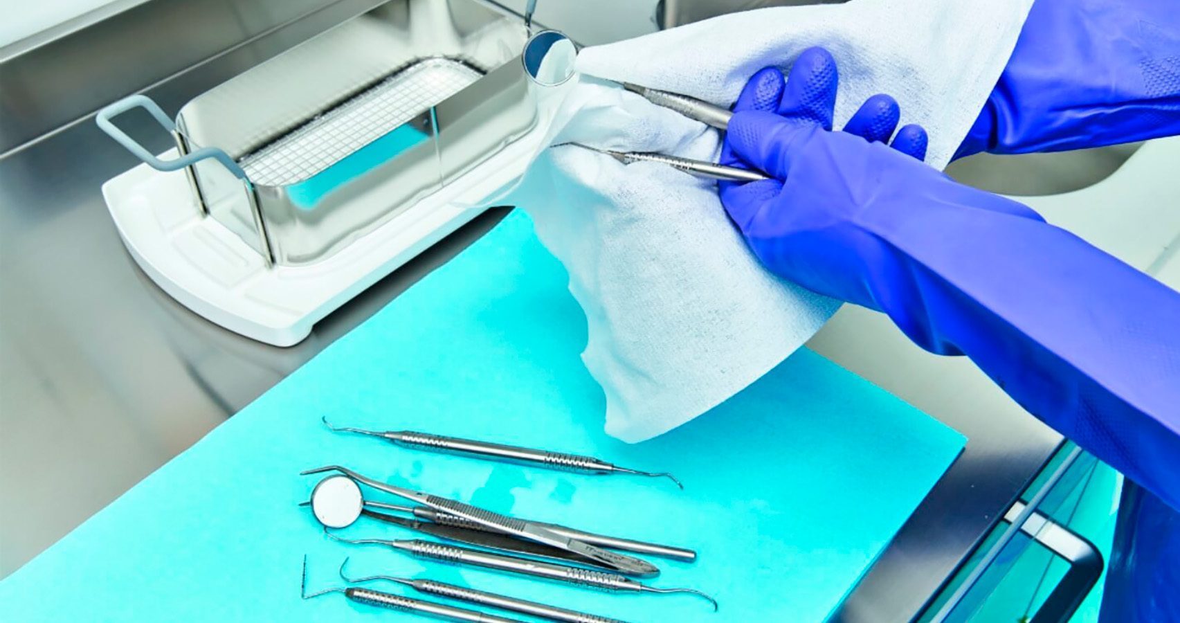 Image rubber gloved hands disinfect dentist tools